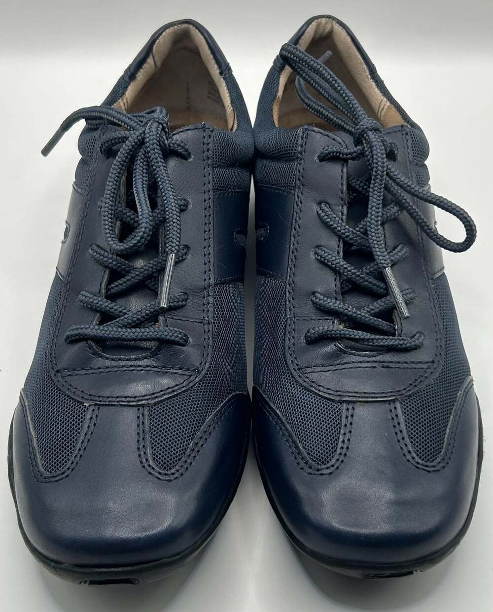 Array Navy Blue Lace-Up Walking Sneakers Size 8W